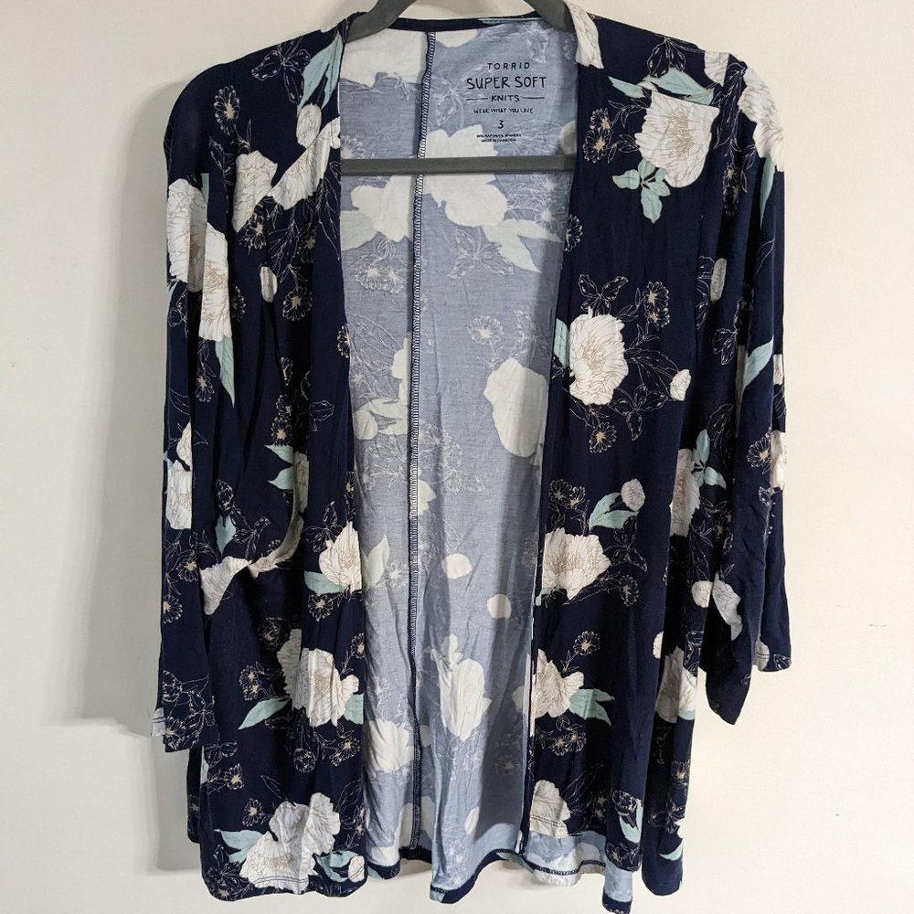 Torrid 3 Blue & White Floral Super Soft Knit Open Long Sleeve Cardigan